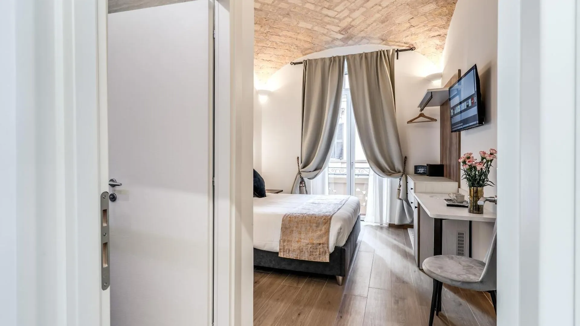 Rose Inn Rome Guest house